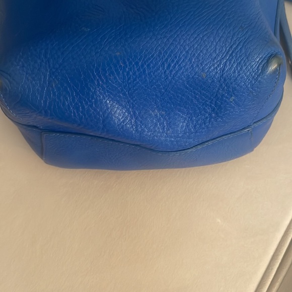 Mansur Gavriel Mini Tumble Leather Bucket Bag in Royal Blie - Picture 6 of 8